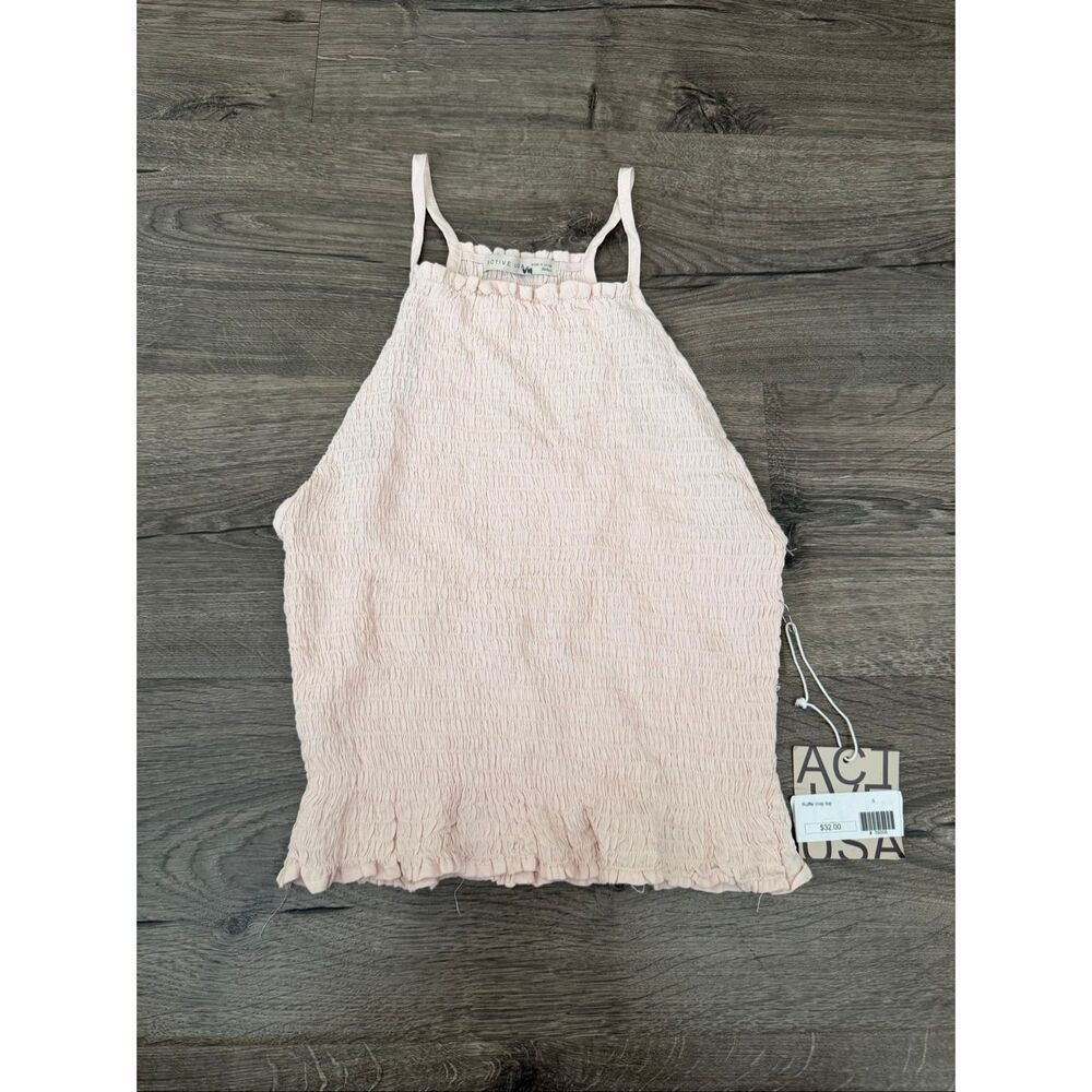 Active USA ruffle crop top sz s